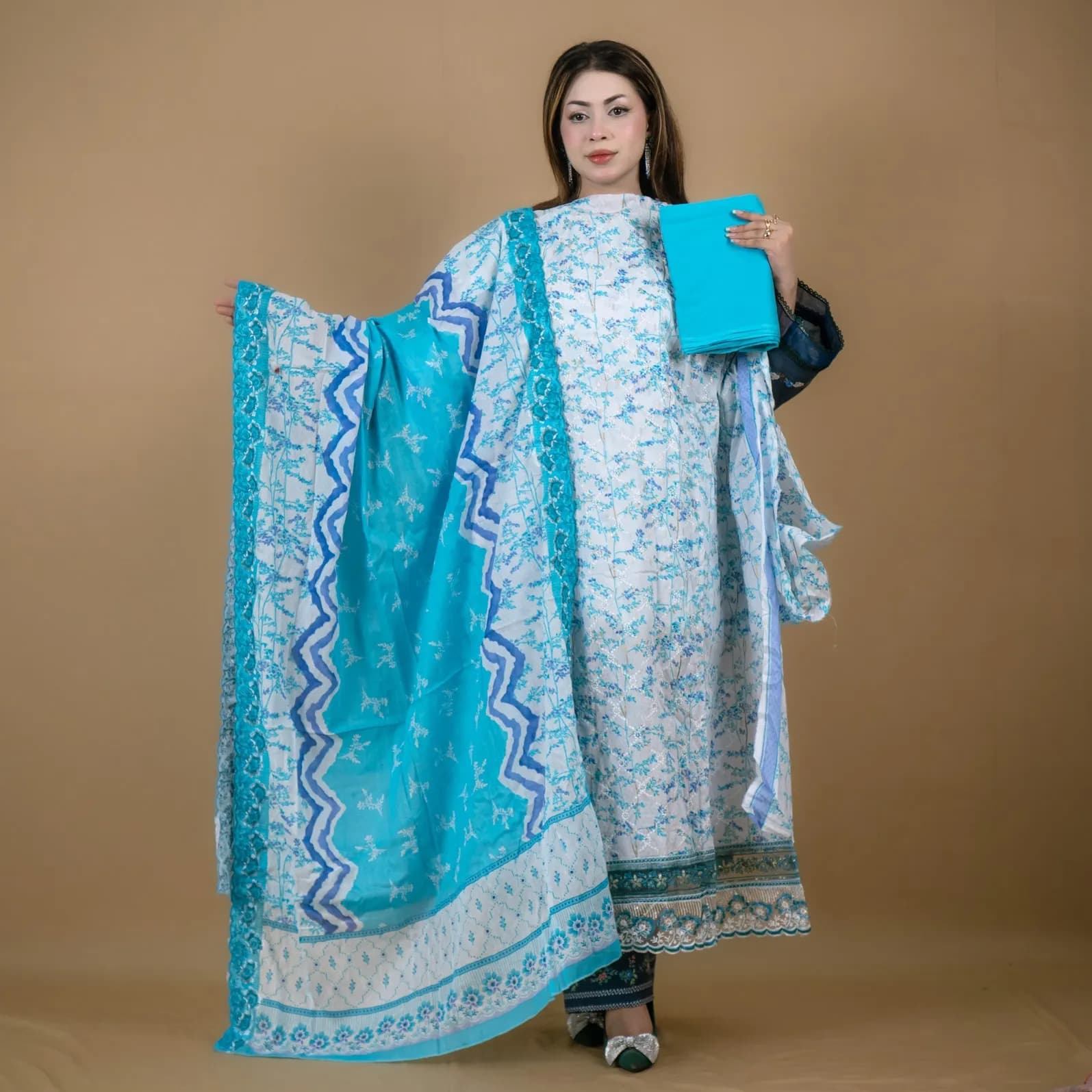 Aqua Embroidered Printed Lawn Salwar Kameez (Unstitched) – C-11962